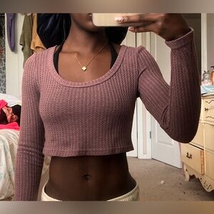 Long sleeve crop top